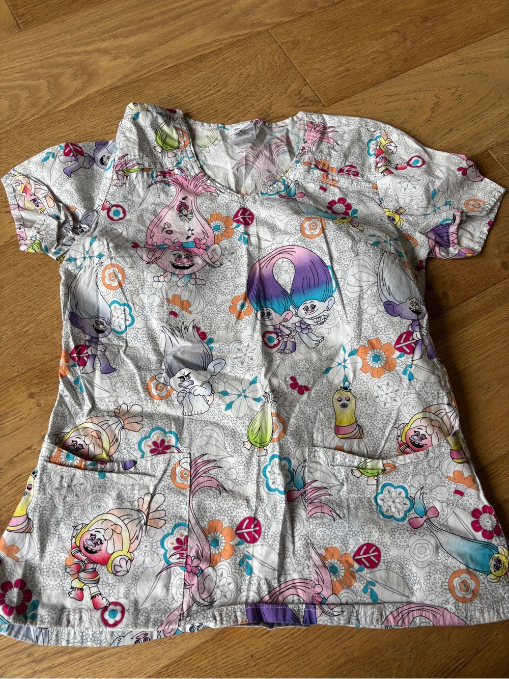 Trolls scrub top womens small - Picture 1 of 2